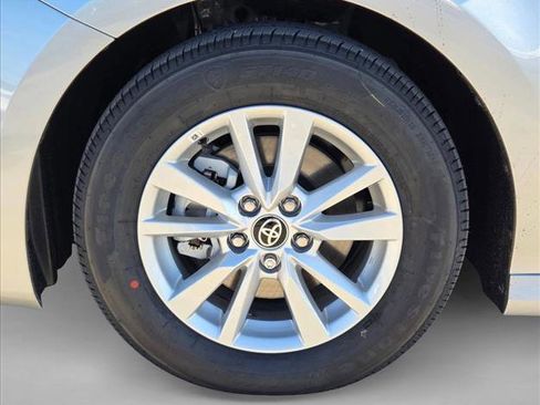 New 2026 Toyota Camry LE image 10