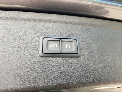 Used 2023 Audi Q5 2.0T Premium Plus w/ Premium Plus Package image 30