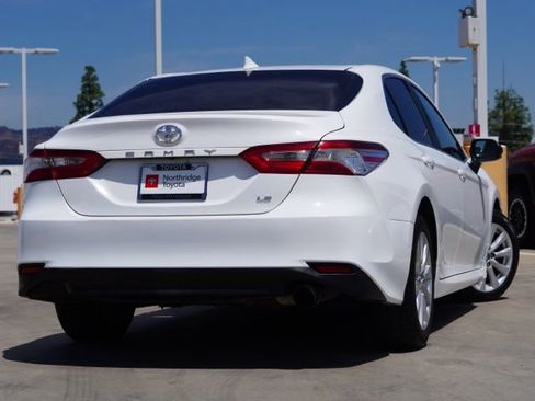Used 2020 Toyota Camry LE w/ Carpet Mat Package FWD image 6
