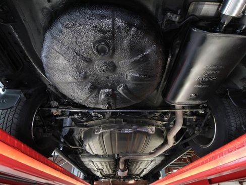 Used 1992 Nissan Maxima SE image 34