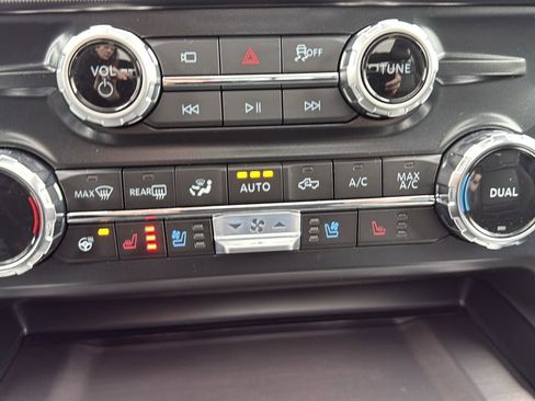 Used 2026 Ford F450 Platinum image 29