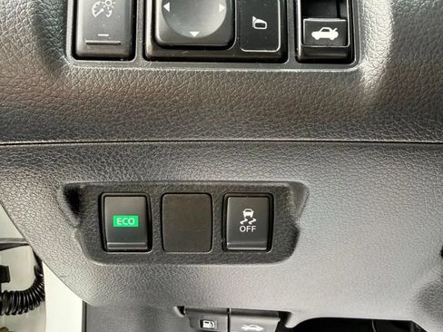 Used 2019 Nissan Sentra S FWD image 18
