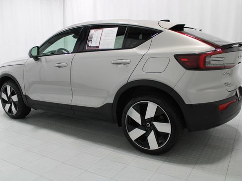 Used 2023 Volvo C40 P8 Recharge Ultimate AWD/4WD image 8