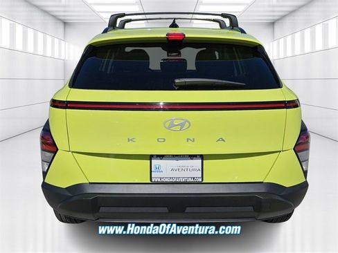 Used 2025 Hyundai Kona SEL image 4