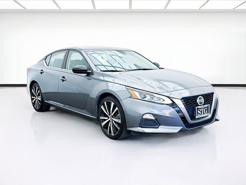 Used 2019 Nissan Altima 2.5 SR image 3