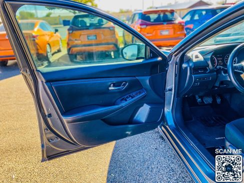 Used 2022 Nissan Sentra S image 17