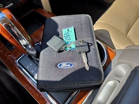 Used 2010 Ford F150 Lariat AWD/4WD image 63