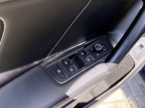Used 2024 Volkswagen Tiguan SEL R-Line AWD/4WD image 19