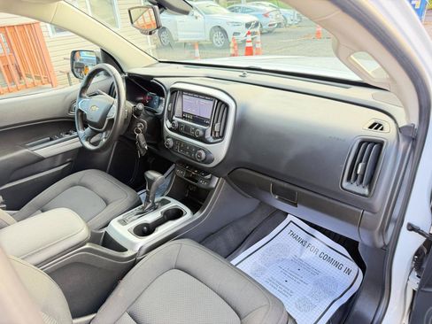 Used 2021 Chevrolet Colorado LT w/ LT Convenience Package AWD/4WD image 44