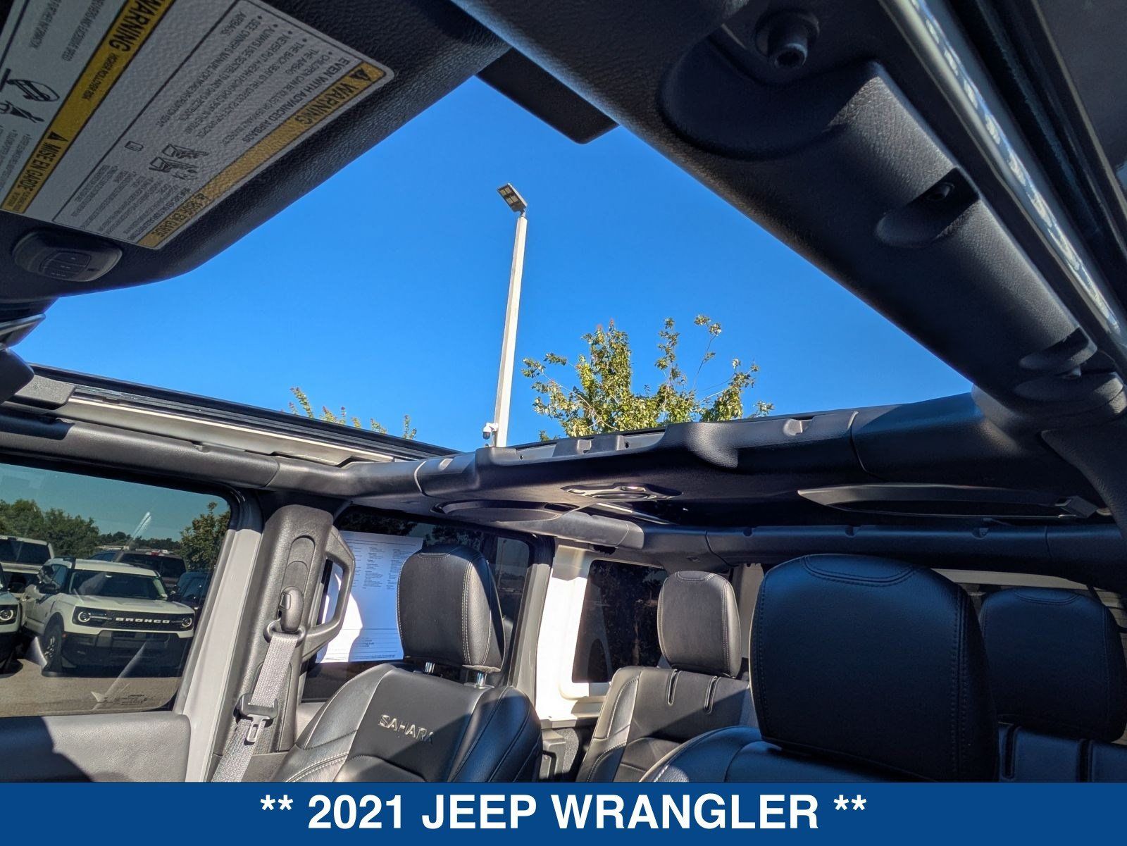 Used 2021 Jeep Wrangler Unlimited Sahara AWD/4WD image 28