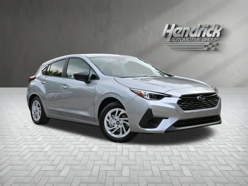 New 2025 Subaru Impreza 2.0i image 2