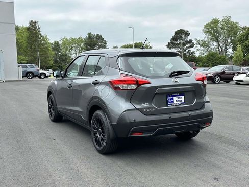 Used 2020 Nissan Kicks S FWD image 23