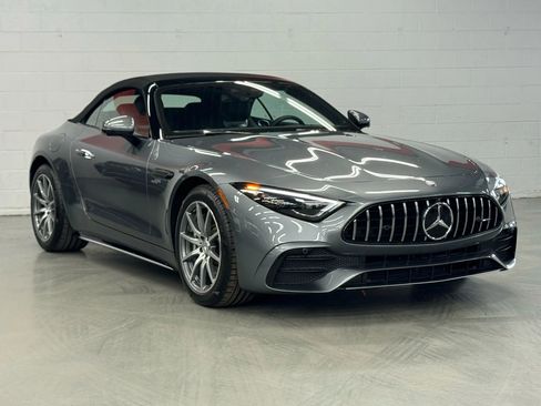 Used 2023 Mercedes-Benz SL 43 AMG w/ Driver Assistance Package image 15