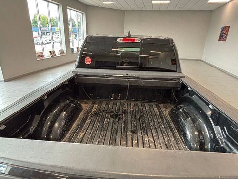 Used 2019 RAM 1500 Big Horn image 12