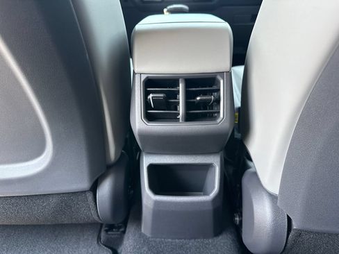 New 2027 Kia Seltos EX w/ EX Panoramic Sunroof Package FWD image 23
