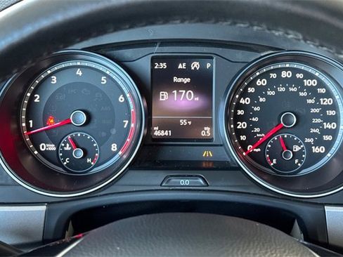 Used 2019 Volkswagen Atlas SE w/ Panoramic Sunroof Package image 25