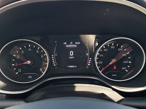 Used 2019 Jeep Compass Latitude w/ Cold Weather Group AWD/4WD image 30