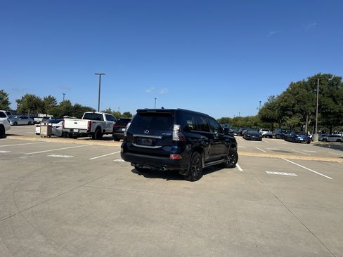 Used 2020 Lexus GX 460 Premium w/ Premium Package AWD/4WD image 2