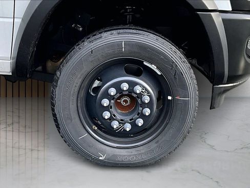 New 2025 RAM 5500 Tradesman AWD/4WD image 32