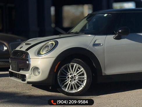 Used 2019 MINI Cooper S image 2