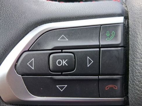 Used 2025 Jeep Compass Limited AWD/4WD image 24