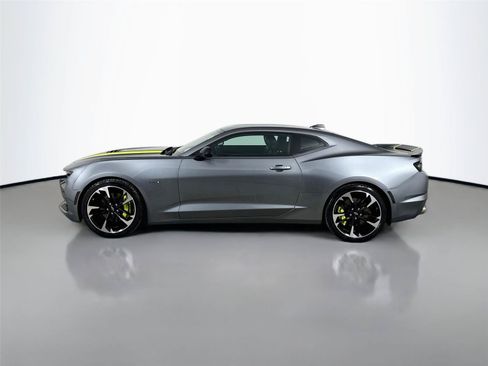 Used 2021 Chevrolet Camaro SS RWD image 6