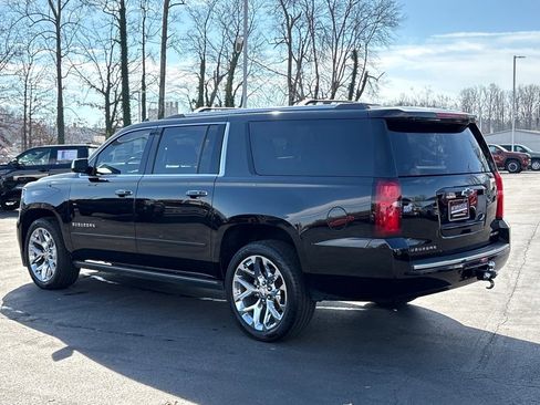 Used 2020 Chevrolet Suburban Premier image 27