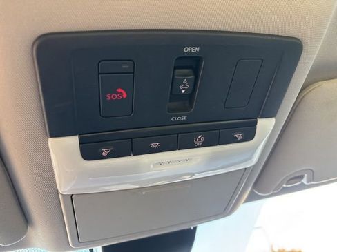 Certified 2020 Nissan Altima 2.0 Platinum image 19