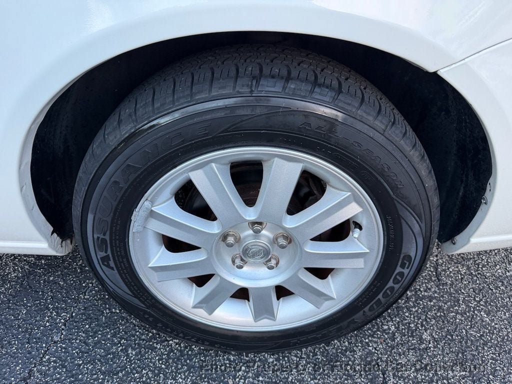 Used 2004 Chrysler Sebring GTC FWD image 57