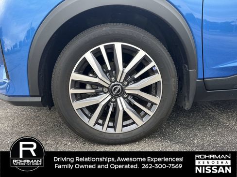 Certified 2024 Nissan Kicks SV FWD image 11