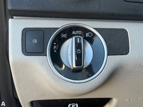 Used 2014 Mercedes-Benz C 250 C 250 image 11