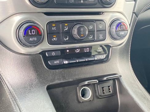 Certified 2019 GMC Yukon SLE w/ SLE Value Package image 14