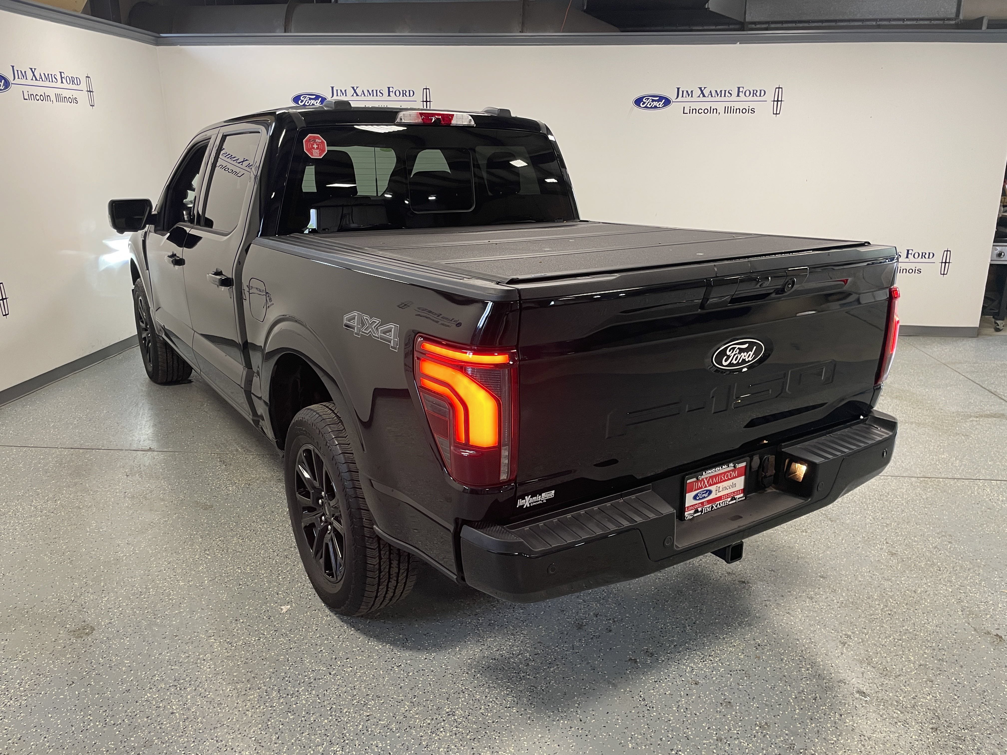 Used 2024 Ford F150 Platinum AWD/4WD image 4
