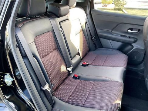 New 2026 Nissan Kicks SR FWD image 14