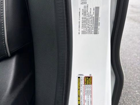 Used 2022 Honda Odyssey Elite image 18