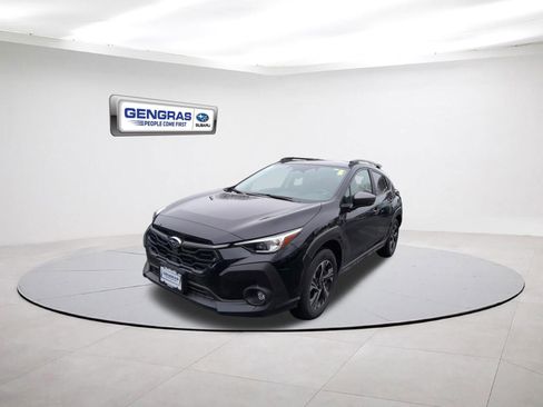Certified 2025 Subaru Crosstrek 2.0i Premium image 3