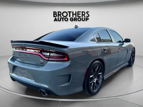 Used 2019 Dodge Charger Scat Pack w/ Plus Group image 10