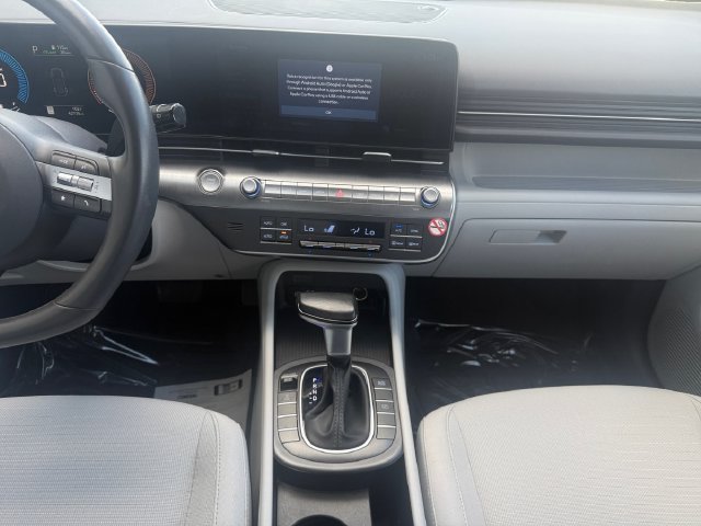 Used 2025 Hyundai Kona SEL AWD/4WD image 4