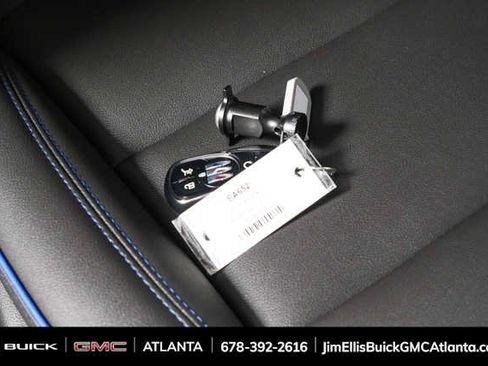 New 2026 Buick Envista Sport Touring image 36