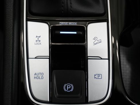 Used 2022 Hyundai Santa Cruz SEL Premium image 22