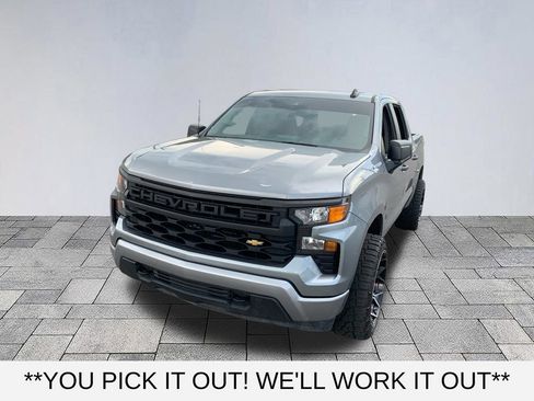 Used 2023 Chevrolet Silverado 1500 Custom AWD/4WD image 3
