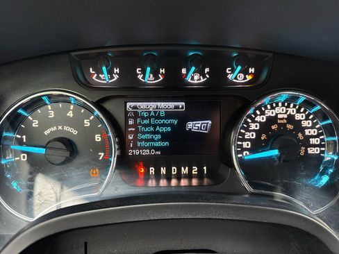 Used 2012 Ford F150 XLT w/ XTR Pkg image 15