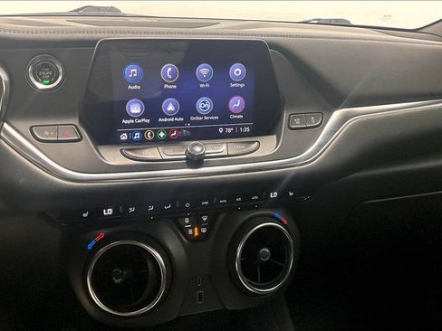 Used 2021 Chevrolet Blazer LT FWD image 18