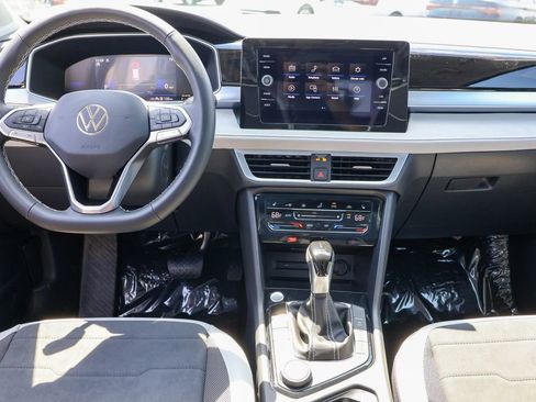 New 2025 Volkswagen Taos SE image 35