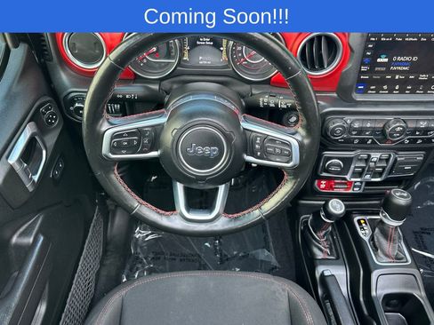 Used 2021 Jeep Wrangler Unlimited Rubicon AWD/4WD image 15