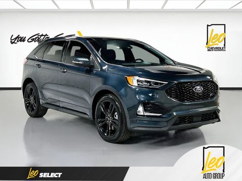 Used 2022 Ford Edge ST w/ Equipment Group 401A image 3