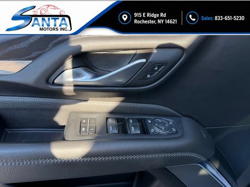 Used 2022 GMC Yukon XL Denali AWD/4WD image 15