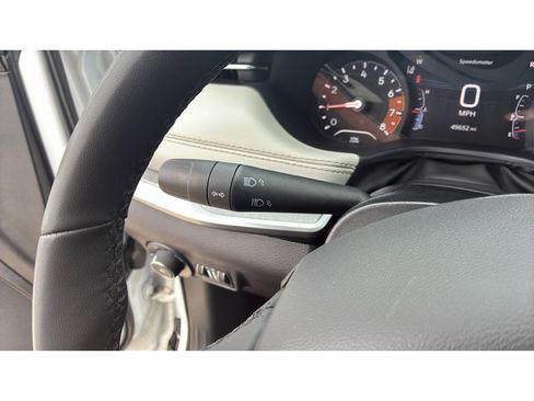 Used 2025 Jeep Compass Limited AWD/4WD image 39
