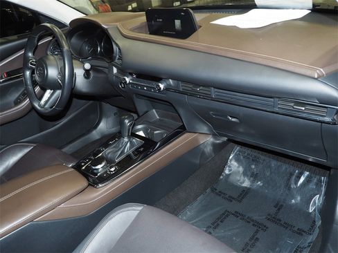 Certified 2022 MAZDA CX-30 2.5 Turbo w/ Premium Plus Pkg image 16