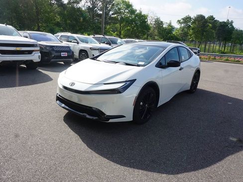 Used 2026 Toyota Prius image 25